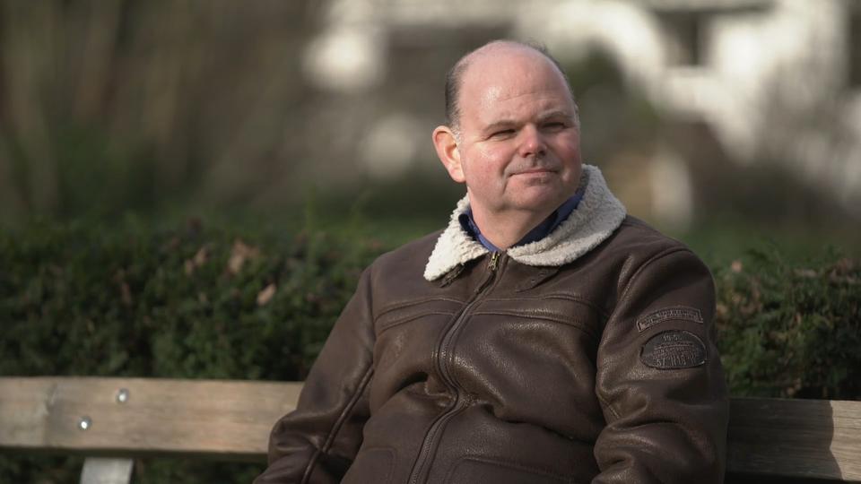 Mehr Zärtlichkeit: Uwe (50) möchte nicht mehr alleine sein