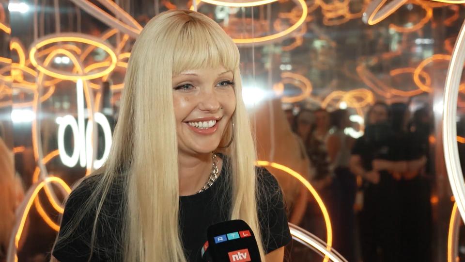 Bonnie Strange über ihre "Bali"-Erziehungsmethode